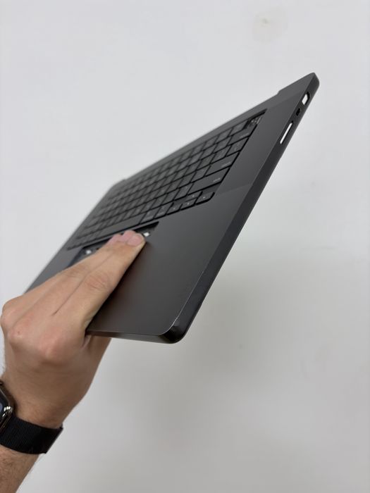 MacBook Pro 16” A2991 M3PRO/M3MAX (2023) Топ Кейс / Top Case Space Black