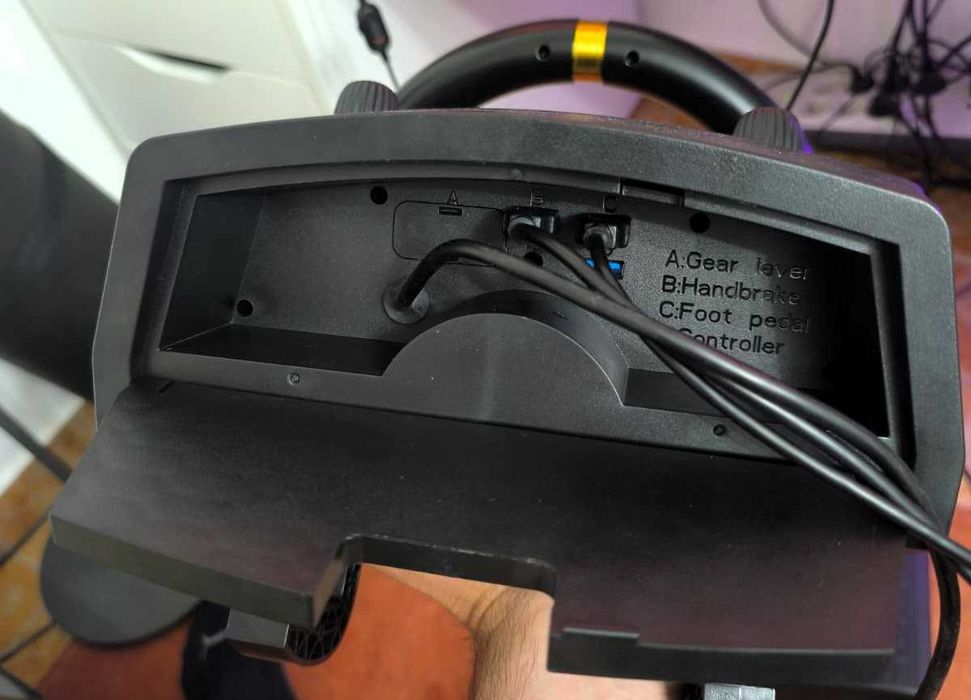 Volante Gaming 1080° + 3 Pedais + Caixa Manual – DOYO R808