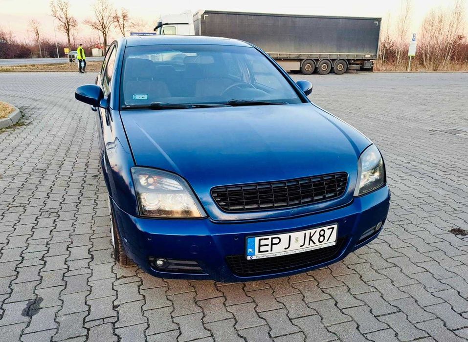 - - Opel Vectra - -