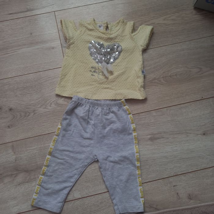 Літній костюмчме для дівчинки