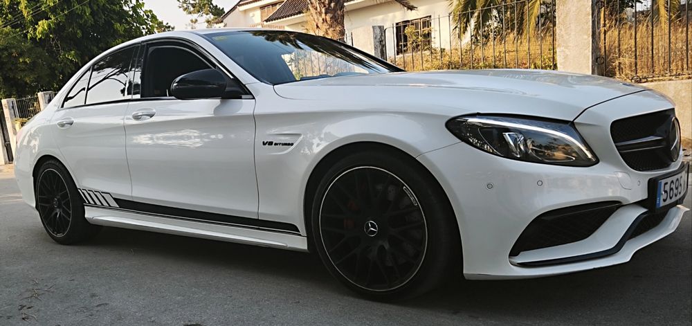 Mercedes c63 v8 biturbo