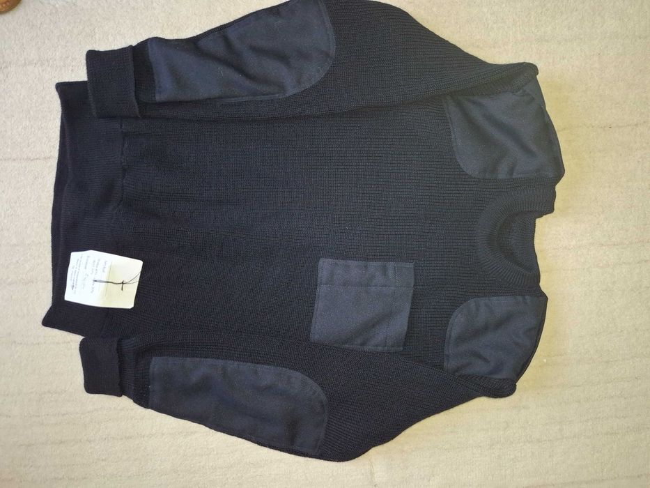 Sweter mundurowy z pagonami