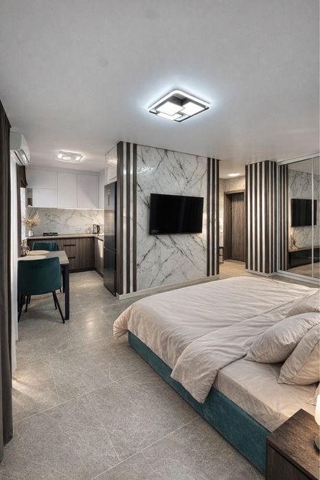 Здам  1-к командирувальним ,біля площі Володимира Великого