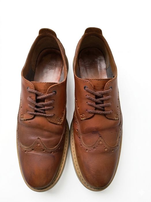 Туфлі класичні броги Clarks шкіра