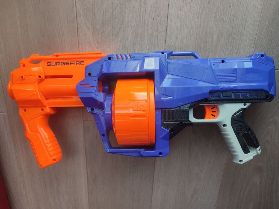 Бластер Nerf Elite Surgefire бойовий, велика ємність