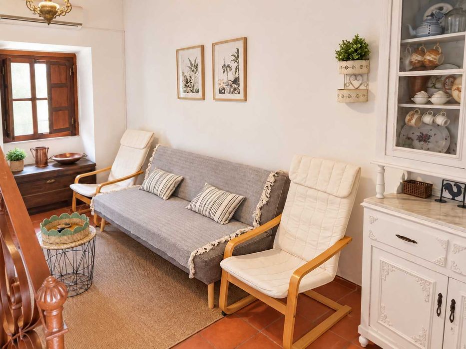 2 Quartos Individuais exclusivamente a Professores(as) – Moura 280/300