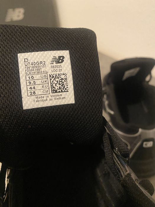 New Balance 740