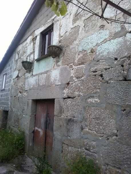 Quintinha 2 T2 e T3 c/ Projeto Aprovado P/ Turismo Rural