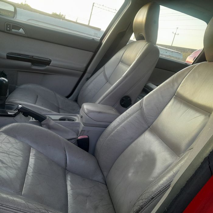 Volvo v50  na  części