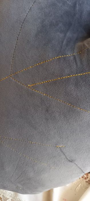 Poduszki aksamit welur złote  nerwy