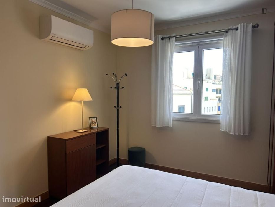Apartamento com 2 quartos - localizado em Funchal