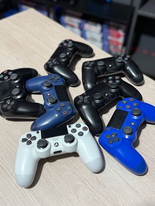 Dualshok 4 віл компанії Sony PlayStation,  справжній якісний геймпад!