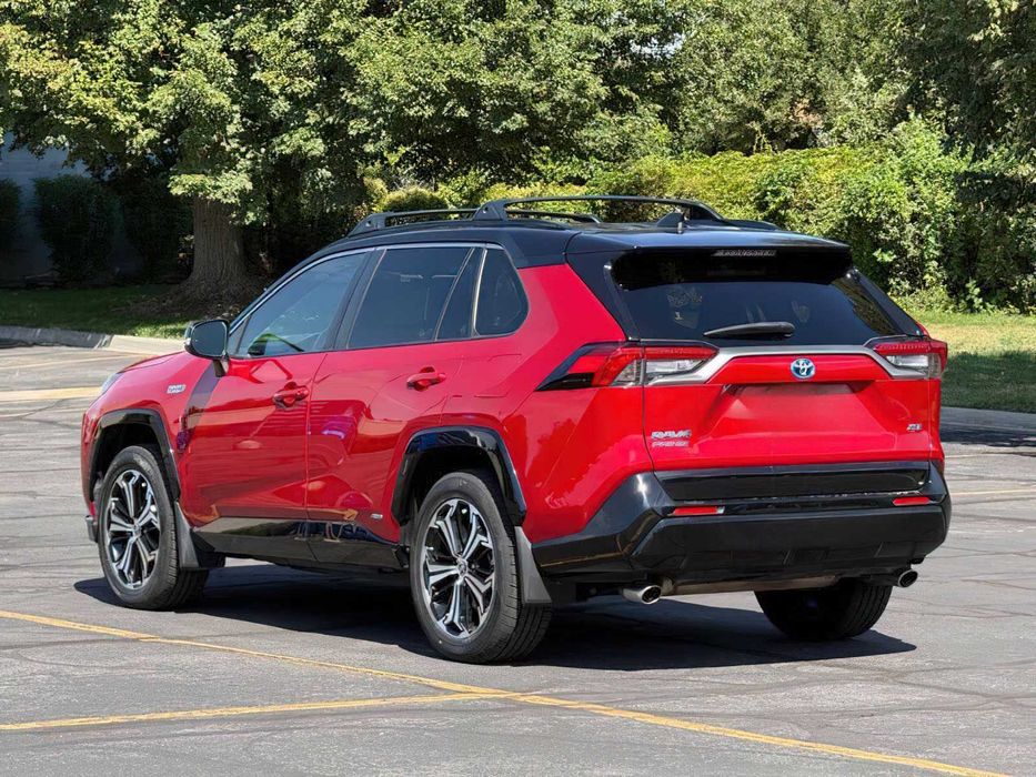 Toyota RAV4 Prime XSE      2023