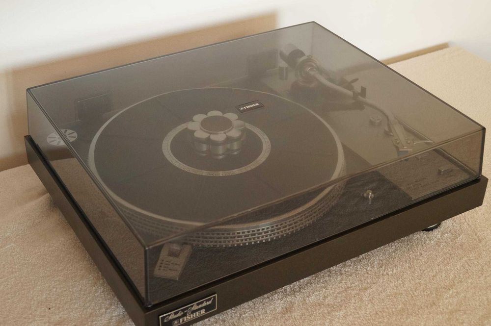 gramofon Fisher MT- 6225
