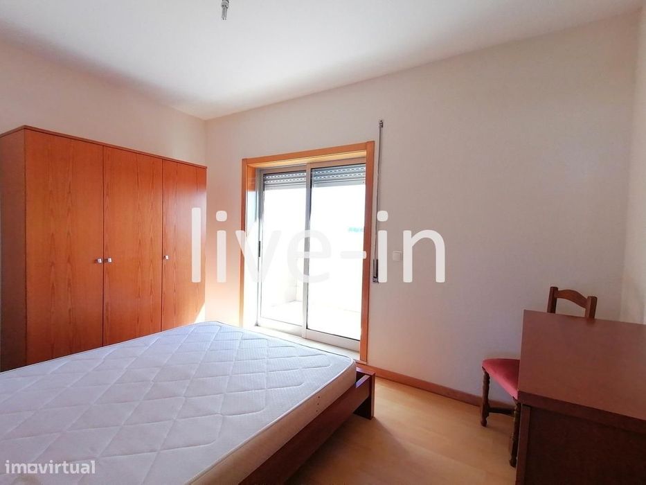 Apartamento T3 mobilado junto ao Glicínias