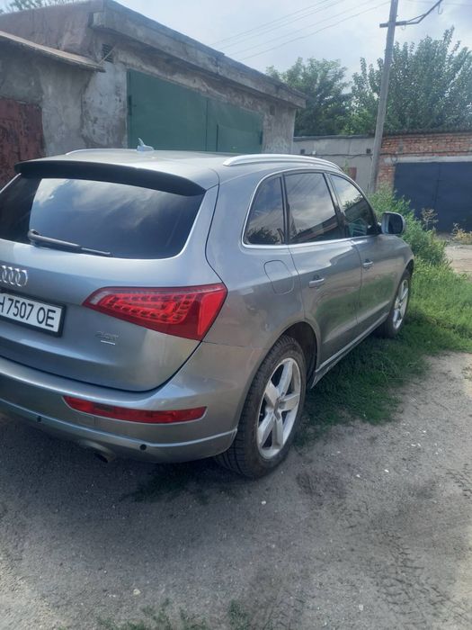 Продажа машины Audi Q5 2010