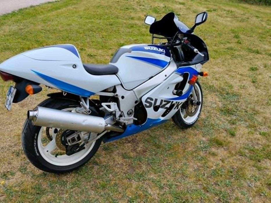 Suzuki GSX-R 750 SRAD 2000r.