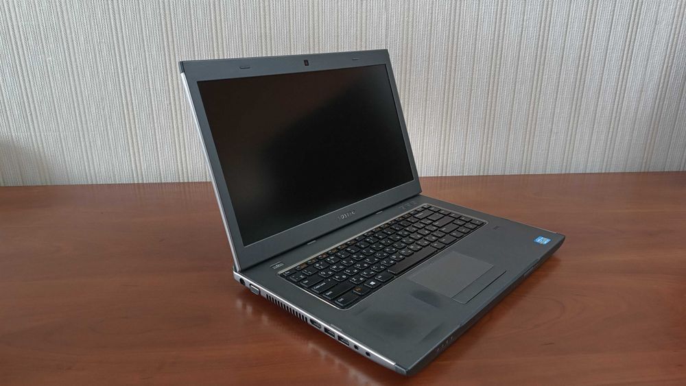 Ноутбук Dell Vostro 15,6" / Core i7-3612QM / 16gb / 240 гб SSD