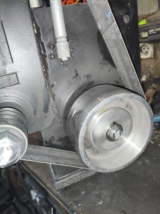 Szlifierka taśmowa stołowa na pas 1250mm.×50mm