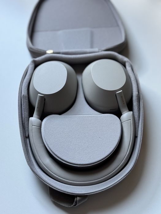 Auscultadores SONY WH-1000XM5S NOVOS Bluetooth- Cancelamento de ruído