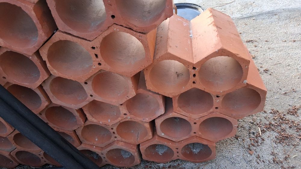 Vendo garrafeira de barro