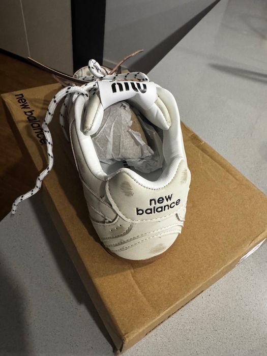 Sapatilha New Balance By Miu Miu