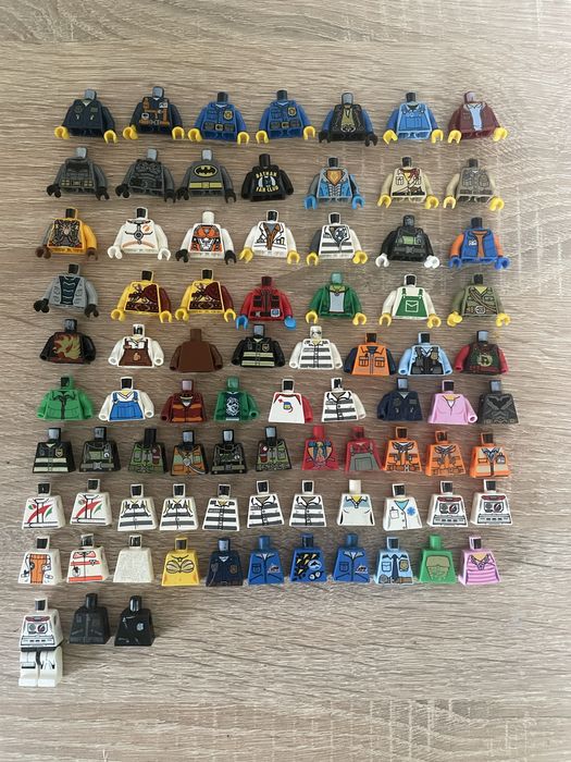 Лего торси, ноги, голови, аксесуари, минифигурки