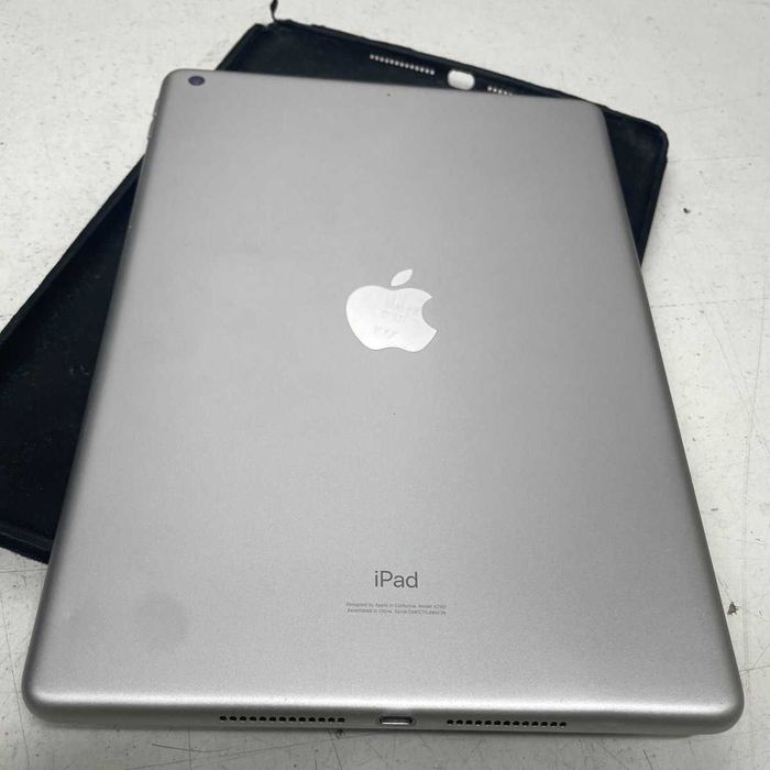 Планшет Apple iPad 10.2 (7 Gen) 2019 128GB (MW782) A2197 WiFI
