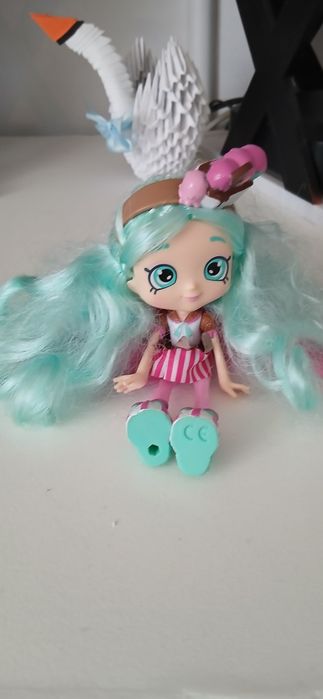 Laleczka dla dziewczynki.