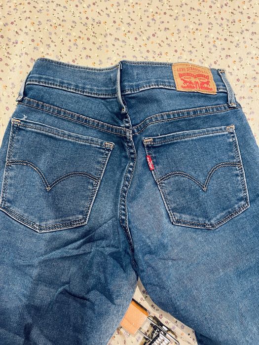 Vendo calcas varias marcas varios tamanhos