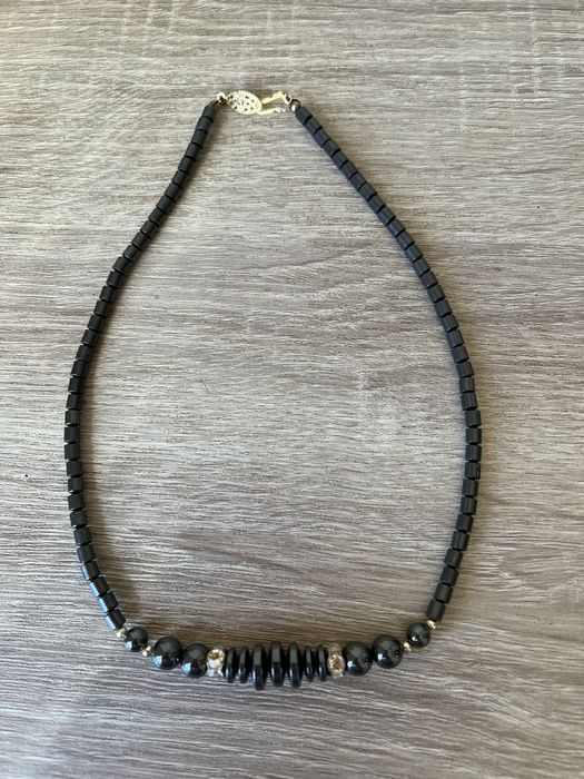 Украшение из гематита