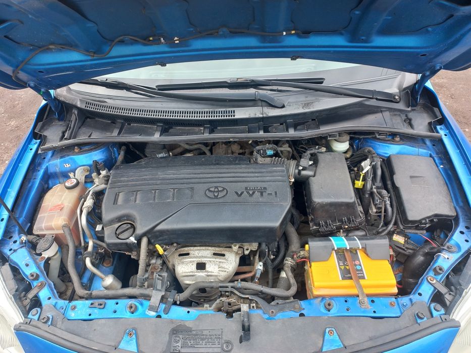 Продам тойоту королу