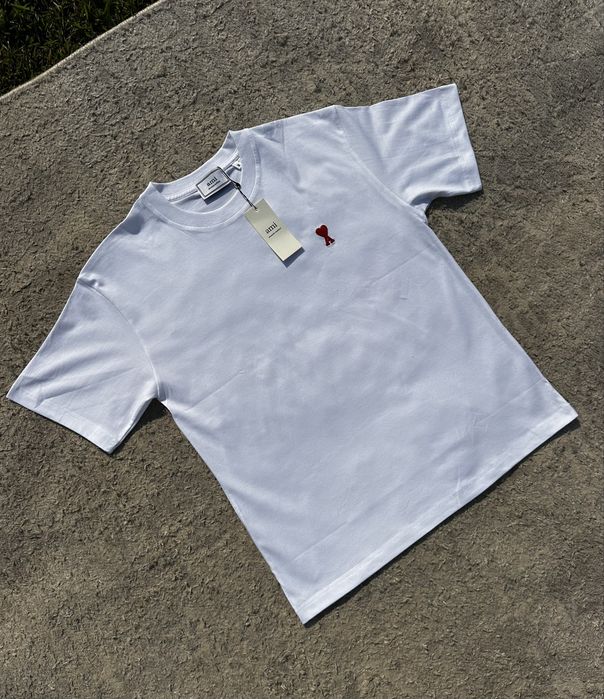 Ami Paris T-Shirt Branca Nova