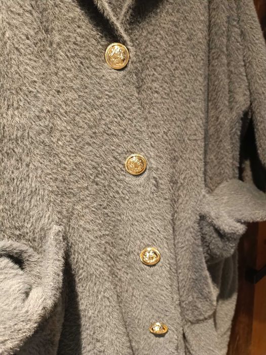 Nowa piękna alpaka na guziki z kieszeniami