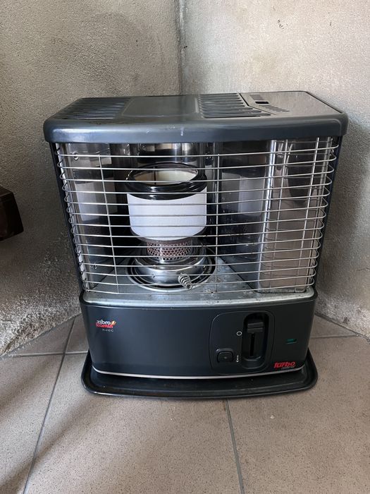 Japoński piecyk knotowy-naftowy ZIBRO R410C