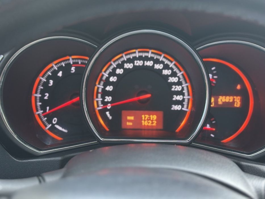 Ниссан Мурано 2011г. Дизель. Автомат.