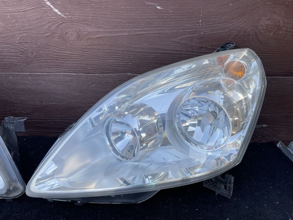 Фари, фара, ліхтарі передні Opel Zafira B Опель Зафіра Б