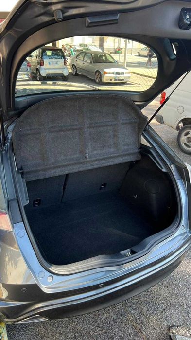 Honda Civic 1.4 i-VTEC (5 portas) — 2010 — Revisão feita