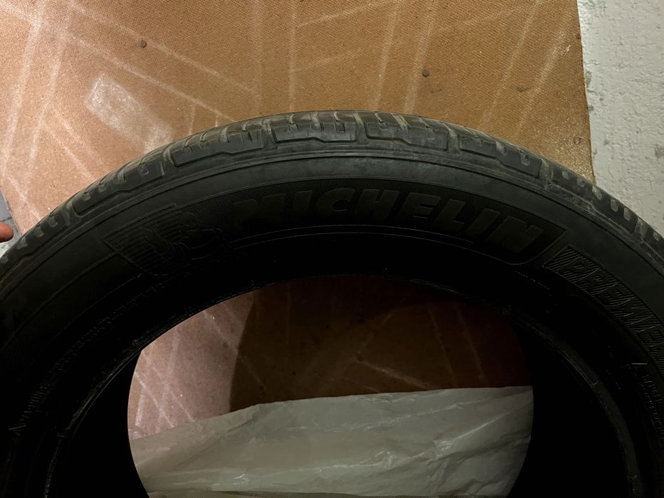 Sprzedam opony Michelin R19 235/55