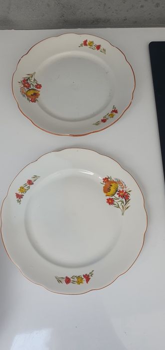 Porcelana Ćmielów talerze PRL