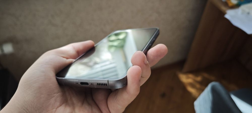 Продам в доброму стані samsung s23FE 8/256 Б/В