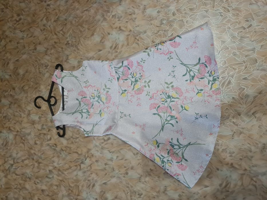 Продам плаття на дiвчинку фiрми Children place