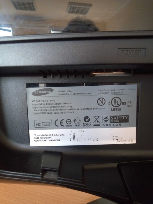 Монитор Samsung SyncMaster T200 20"