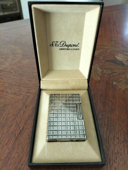 Esqueiro Dupon plaque Prata