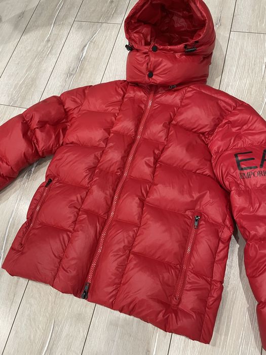 Пуховик чоловічий Emporio Armani EA7