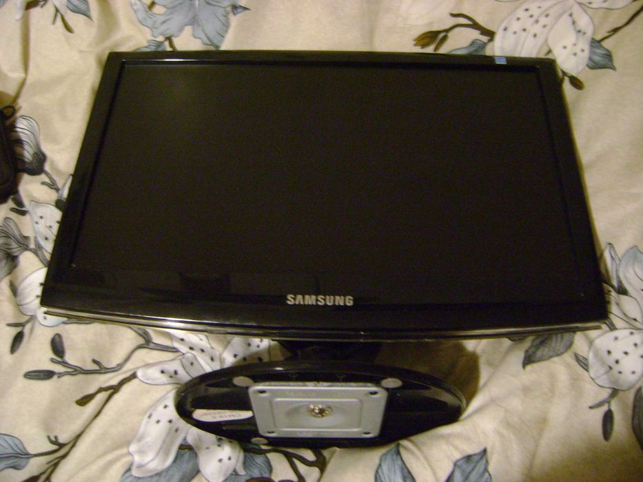 Monitor Samsung 19"