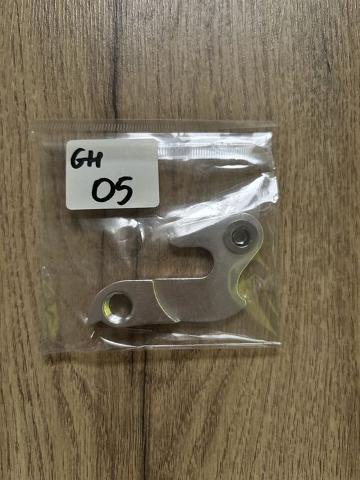 Hak przerzutki GH-005
