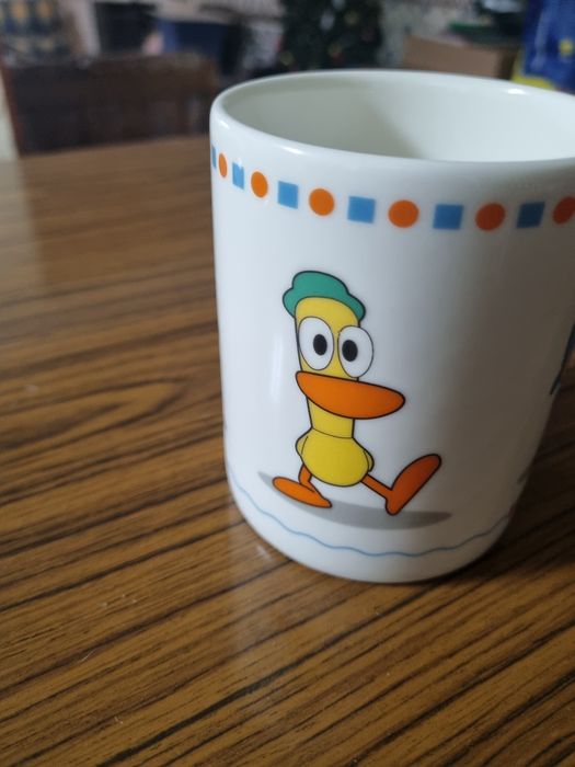 Caneca porcelana Vista Alegre do Pocoyo