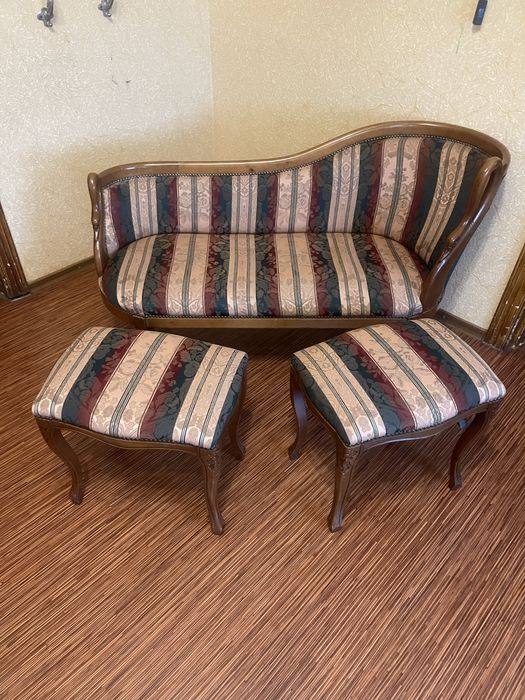 Продам мебель старинную