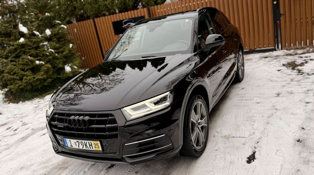 Audi Q5 Audi Q5 quattro • Full Opcja • Czarny Pakiet Stylistyczny • Zadbany